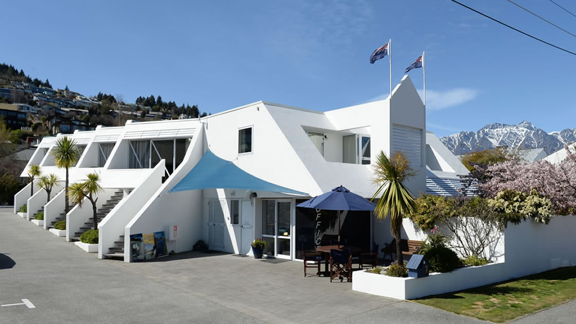 Amity Queenstown Serviced Apartments