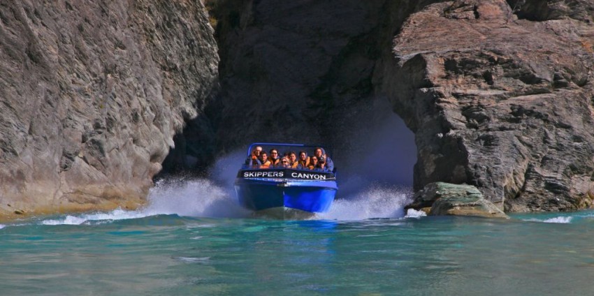 Jet boat - Skippers Canyon Jet & 4wd