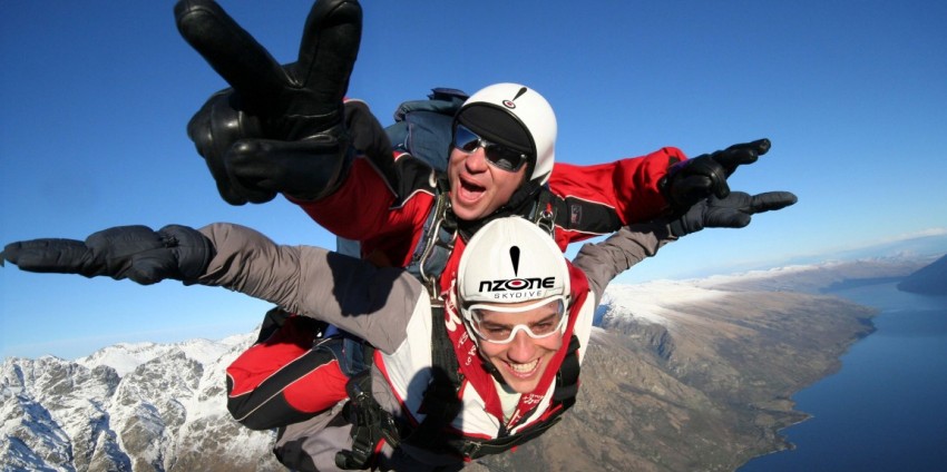 Skydiving Jetboat Heli Raft - Shotover Freefall